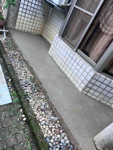 順富工程行（居家修繕》 - 室外花圃抿石「中」