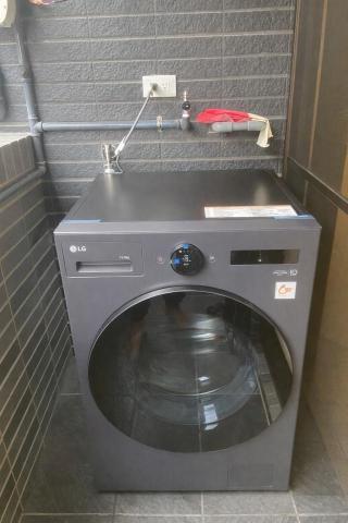 羽翔 - 滾筒式洗衣機安裝完成