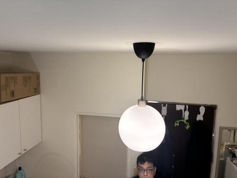 周文翔 - IKEA燈具安裝