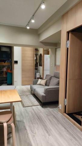 愛上生活室內設計有限公司 - 在只有１３．６坪的小空間，創造２房＋１廚房＋１．５衛浴＋儲藏室＋更衣室的溫馨小宅