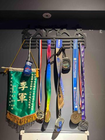 JUZ969fitness（內湖） - 獎牌牆