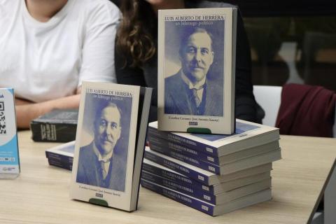 薩荷西 - 已出版著作：個人歷史研究著作封面.