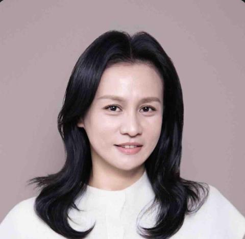 提供衣櫃改造服務的專家LING 97