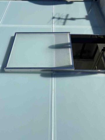 明藝玻璃 - 採光罩逃生孔玻璃