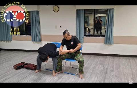 洪教練 - 狹隘空間防衛訓練
#情境訓練