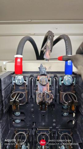 曾令山 - 保險絲座故障檢查