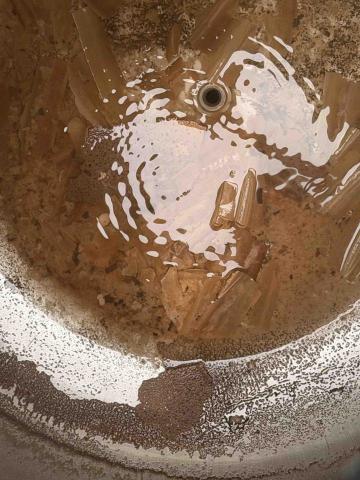 和成工程 - （沒有清洗過都不知道自己家使用的水這麼髒了）