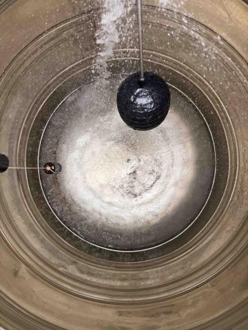 和成工程 - 清晰後 水垢硬化物質清除乾淨 客戶十分滿意