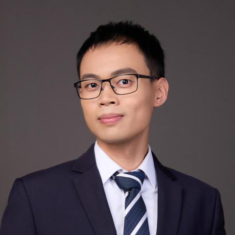 提供sbir補助ptt服務的專家Kuang Chen