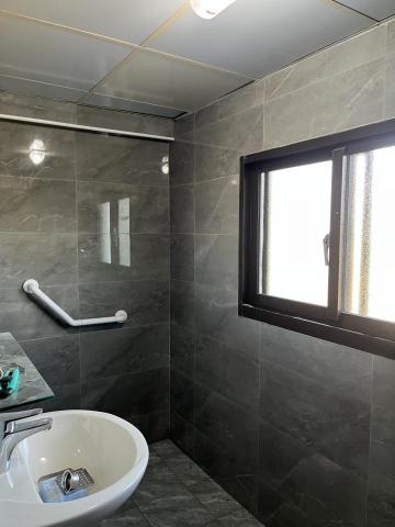 林哲維 - 廁所大整修有需要可以跟我拿作品