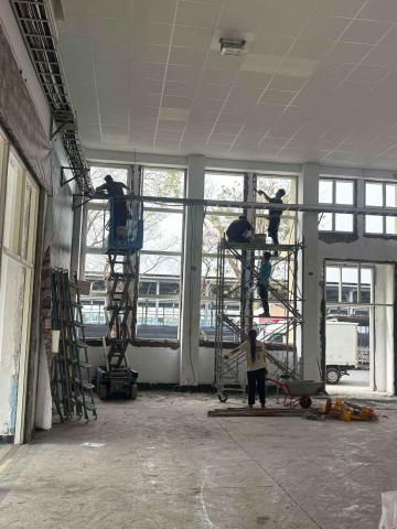 閶泓工程行 - 窗戶捧角