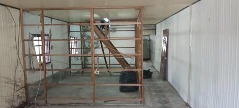 綋聖 - 木板拆除