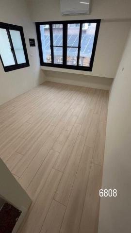 旌旗房匠設計工作室 - 超耐磨卡扣木地板6808