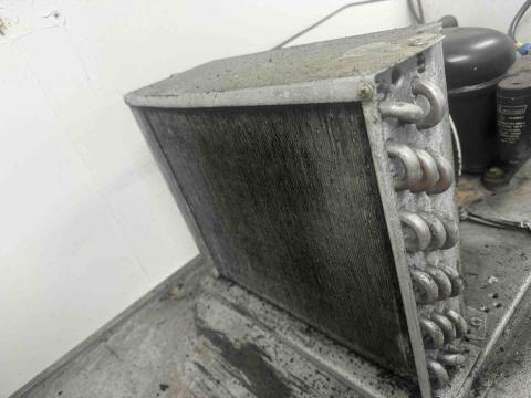 鼎浩空調工程 - 散熱器清潔後