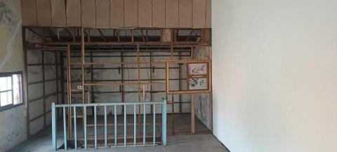 綋聖 - 拆除木板