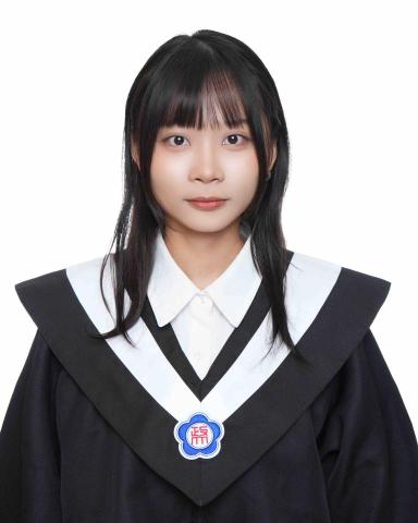 湖西升學英文家教推薦何品嫻