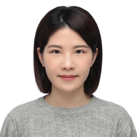 May｜文書整理·簡報製作·窗簾