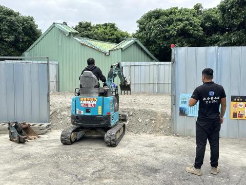 兆合發工程 - ?環保文書代辦(撰寫、申辦、簽證）
(環部研證字 第 HB692058 號)
?露天開挖作業主管(現場指揮、調度、簽證)
(證書字號 114M009J3040120)
 
?️拆除工程、?清運工程、?土方工程
?請洽 #兆合發工程?

#兆合發科技有限公司 #兆合發工程
#拆除工程 #廢棄物清運 #室內拆除
#基礎開挖 #剩餘土石方處理 #合法證明