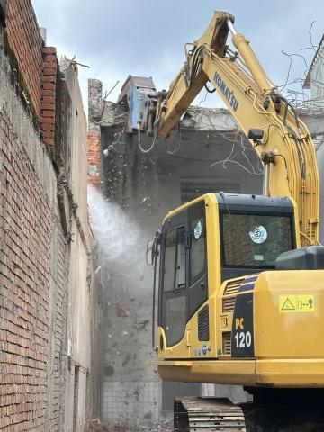 兆合發工程 - ?環保文書代辦(撰寫、申辦、簽證）
(環部研證字 第 HB692058 號)
?露天開挖作業主管(現場指揮、調度、簽證)
(證書字號 114M009J3040120)
 
?️拆除工程、?清運工程、?土方工程
?請洽 #兆合發工程?

#兆合發科技有限公司 #兆合發工程
#拆除工程 #廢棄物清運 #室內拆除
#基礎開挖 #剩餘土石方處理 #合法證明