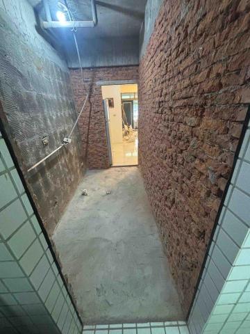 岩築工程行
