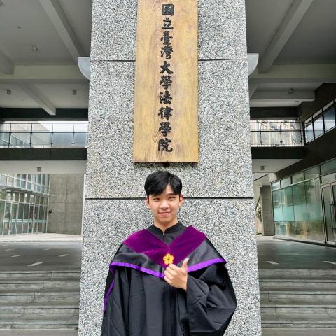 提供林口成人英文服務的專家林口專業家教- 何佐 Hank 老師