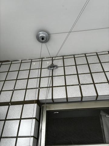 周文翔 - 升降曬衣架安裝