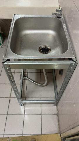 周文翔 - 洗手槽安裝