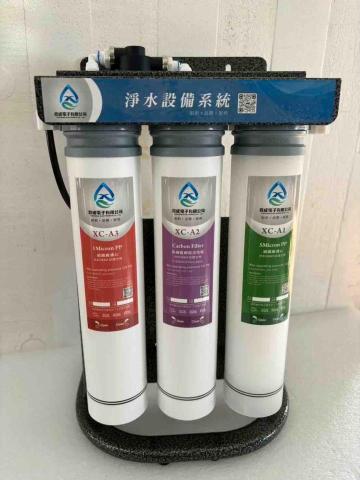 潘宜楷 - 生飲式廚下淨水器-M5(卡式濾芯）也有普規濾芯可選擇