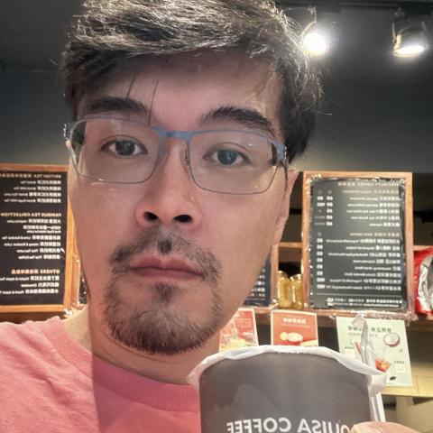 提供126世足服務的專家蔡揮乾