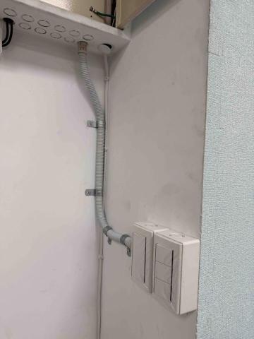 Yang&rsquo;s 水電維修、工程 - 辦公室開關配置