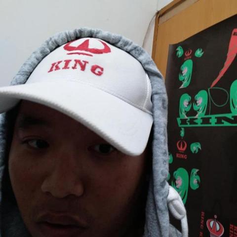 提供塗鴉服務的專家林建豪的衣服設計-插畫-漫畫