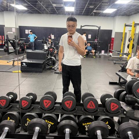 曾瑋合