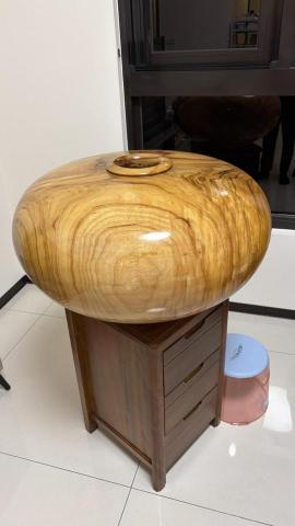 凡蓉精品藝術修護美容/居家店面裝璜瑕疵舊翻新/傢俱皮件精品美 - 原木開裂，修補美容，到府服務，不用搬運，避免過重運送二度撞傷