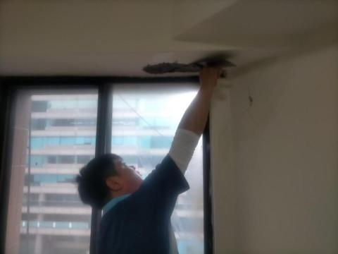 發揚泥作 - 大同區: 鋼筋處理，無收縮水泥