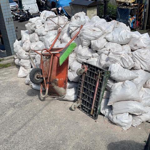 提供研磨床服務的專家鑫研拆除