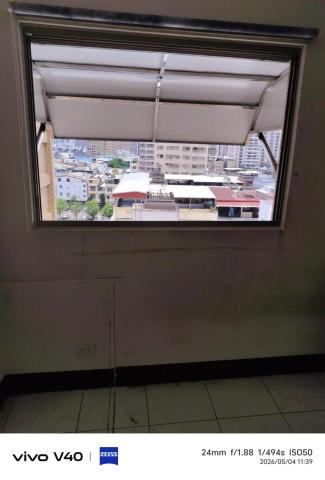 簡宗威 于杰鐵類工程 - 覺民路上大樓十樓住戶雨遮