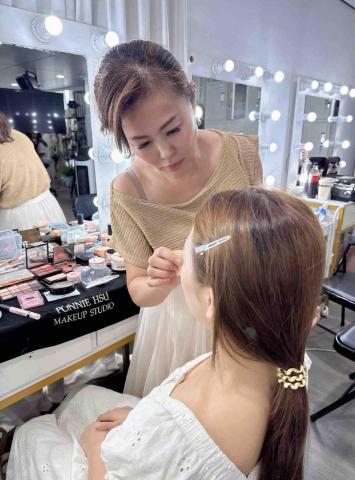 ponnie Makeup 波妮彩妝