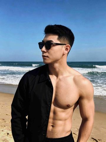 世界健身 Tony