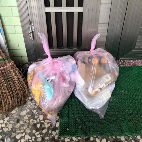 台中代收垃圾人員推薦小春到府生活垃圾處理服務