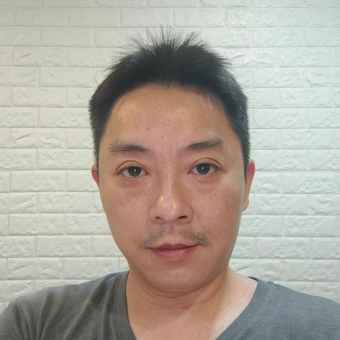 提供ecount erp服務的專家紀坤麟