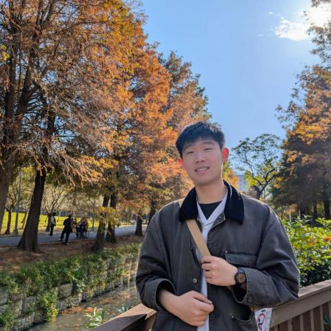 提供三峽服務的專家張老師&ndash;學測75級分