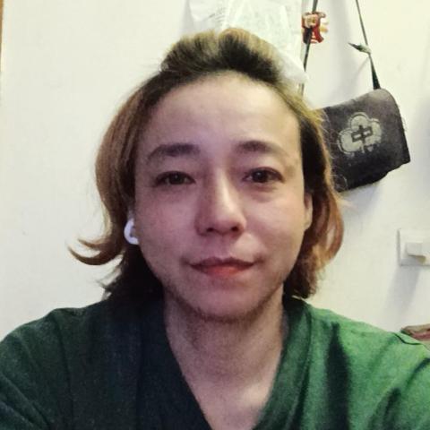 提供煮飯服務的專家小華