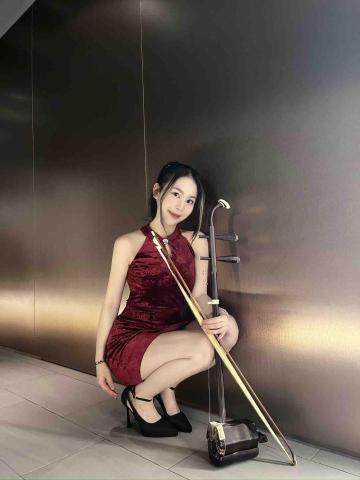 星夢樂團 &middot; 二胡彥婷
