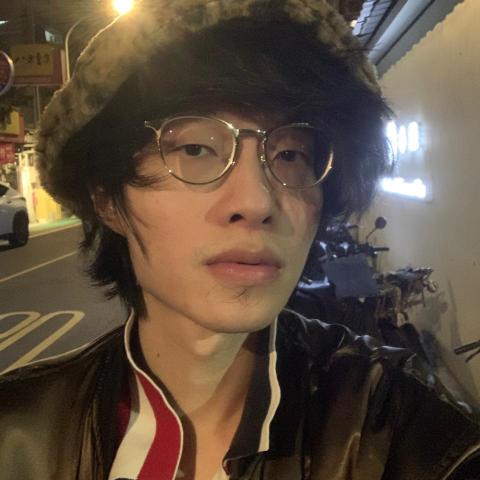 提供導遊服務的專家育誠