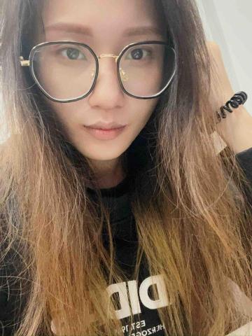 提供過夜保母服務的專家Lala寵物美容 到府保母