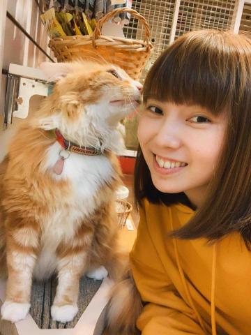 提供三重服務的專家最懂主子心的晶晶姊姊🐱貓咪陪玩🧶到府照顧🏠客製化服務🙋🏻&zwj;♀