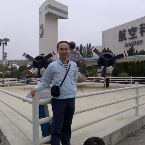 提供家庭代工焊錫服務的專家江太和