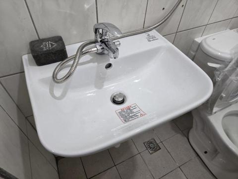佳銓水電空調工程行 - HCG臉盆安裝