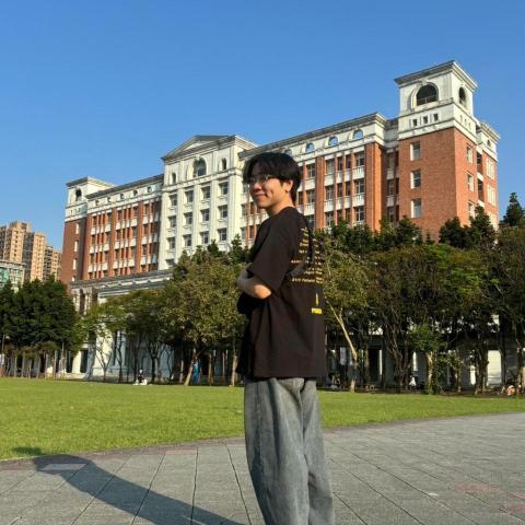 提供法律师服務的專家張善綸