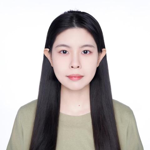 黃啟雯